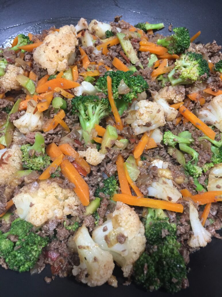 Ground Beef with Carrots, Cauliflower and Broccoli